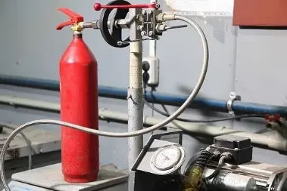 Poza cu Repararea stingătorului