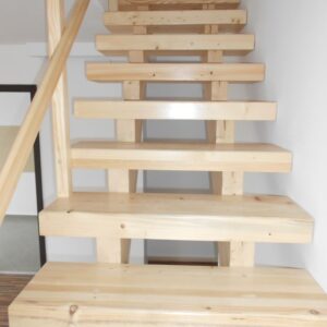 trepte lemn interioare